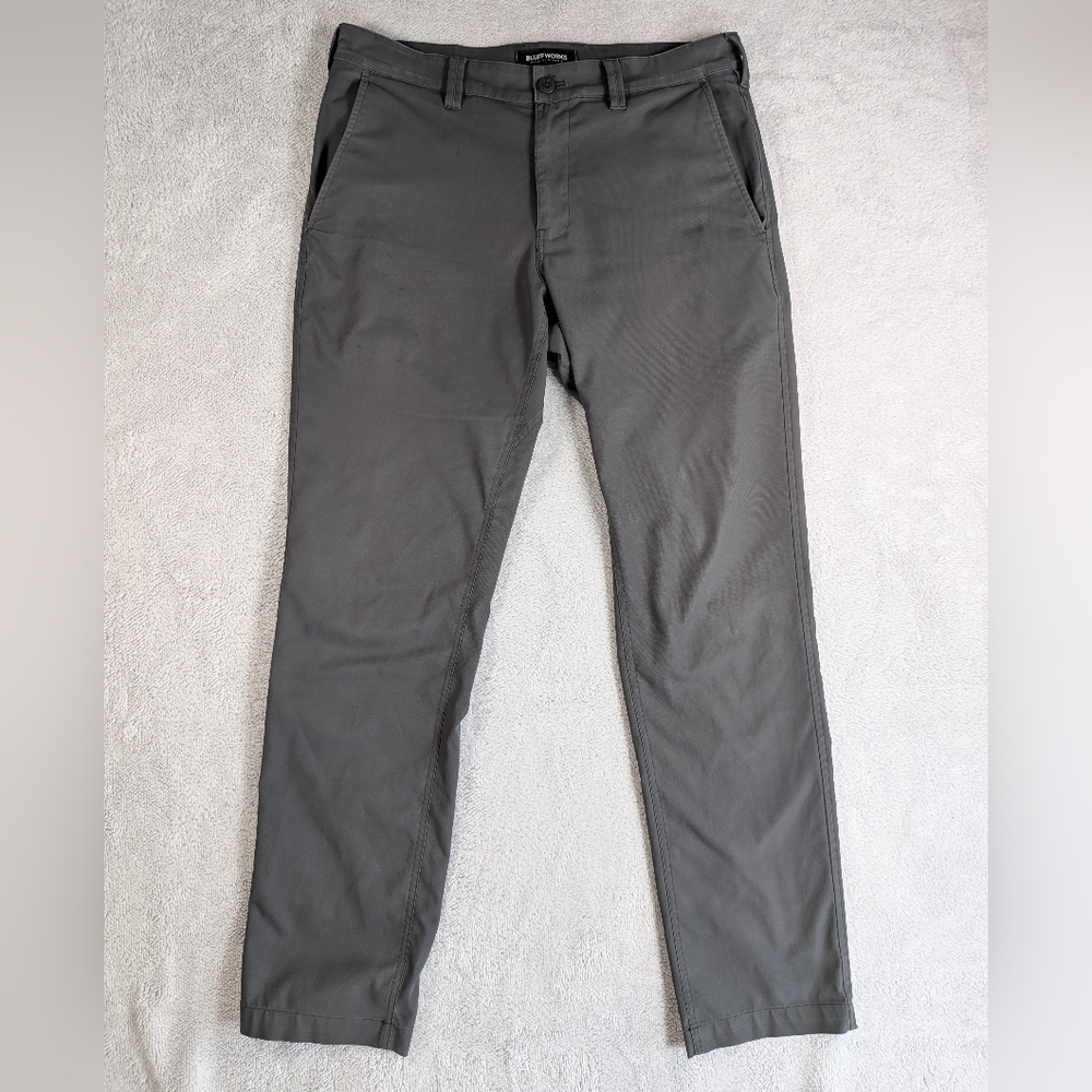 Bluffworks‎ Pants Mens 33x32 Gray Ascender Tailored Fit Travel Performance Chino